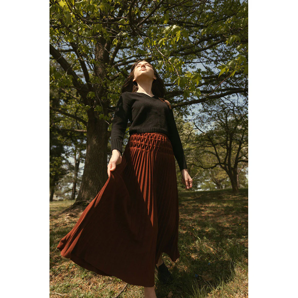 Ava and Lu Rust Pleated Skirt - Image 2