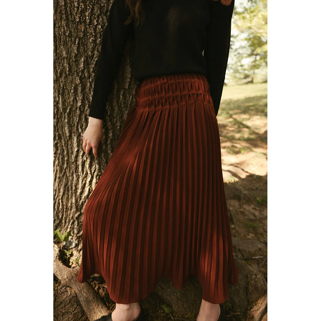 Ava and Lu Rust Pleated Skirt - Image 3
