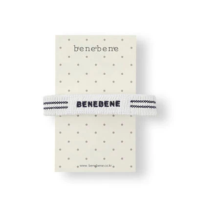 Bene Bene White Bene Embroidery Hair Clip