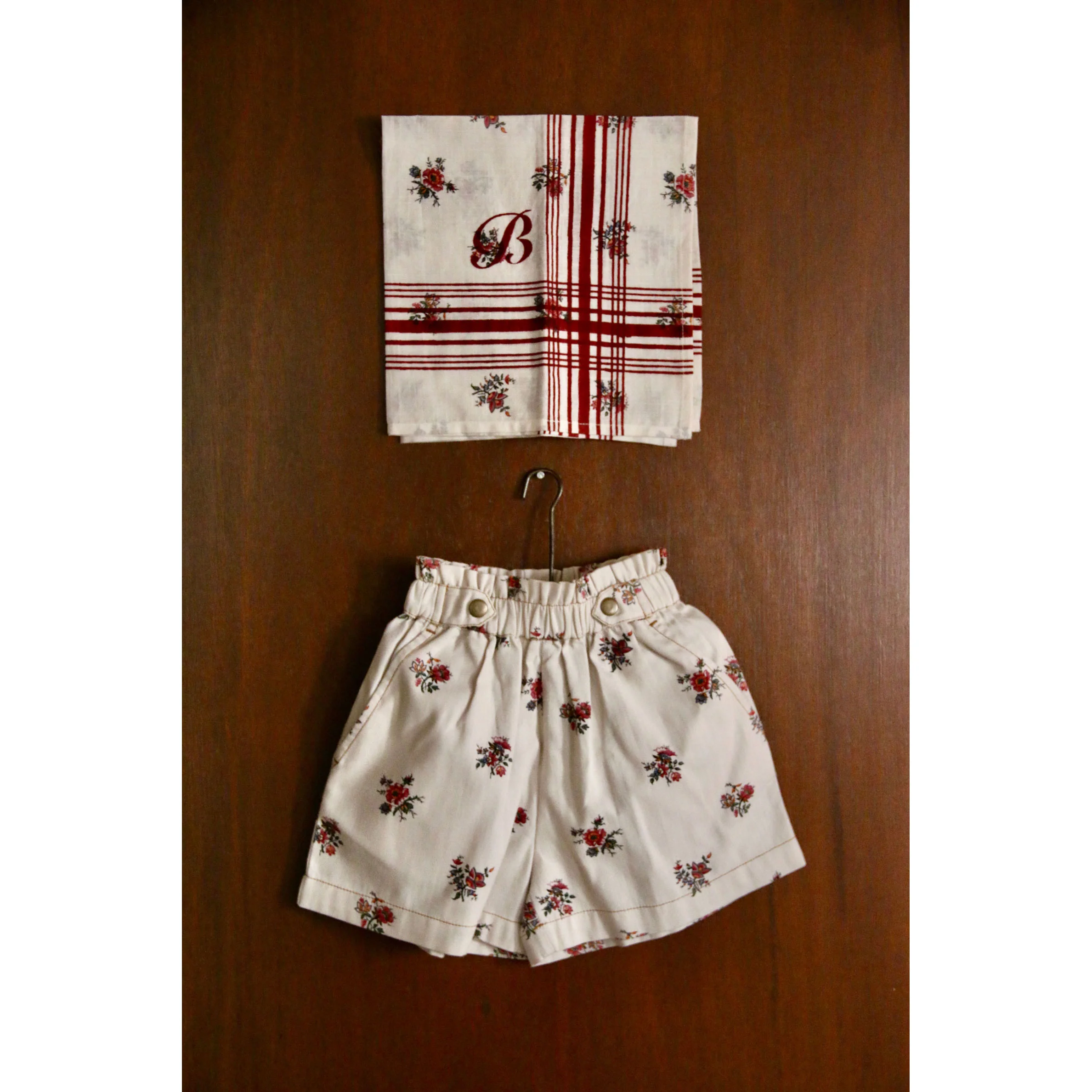 Bonjour Garden Flowers Print Shorts With Scarf