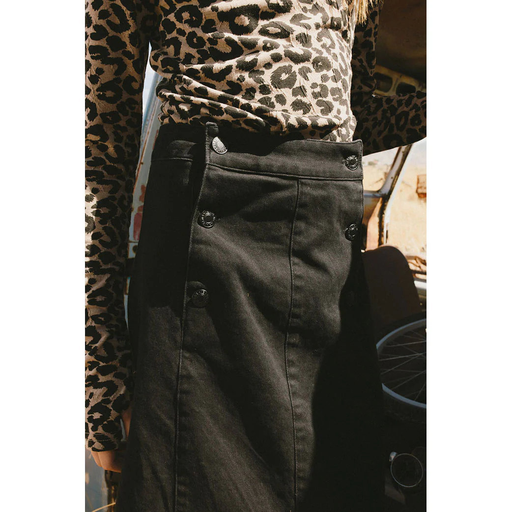 Clubhouse Black Button Detailed Skirt - Image 4