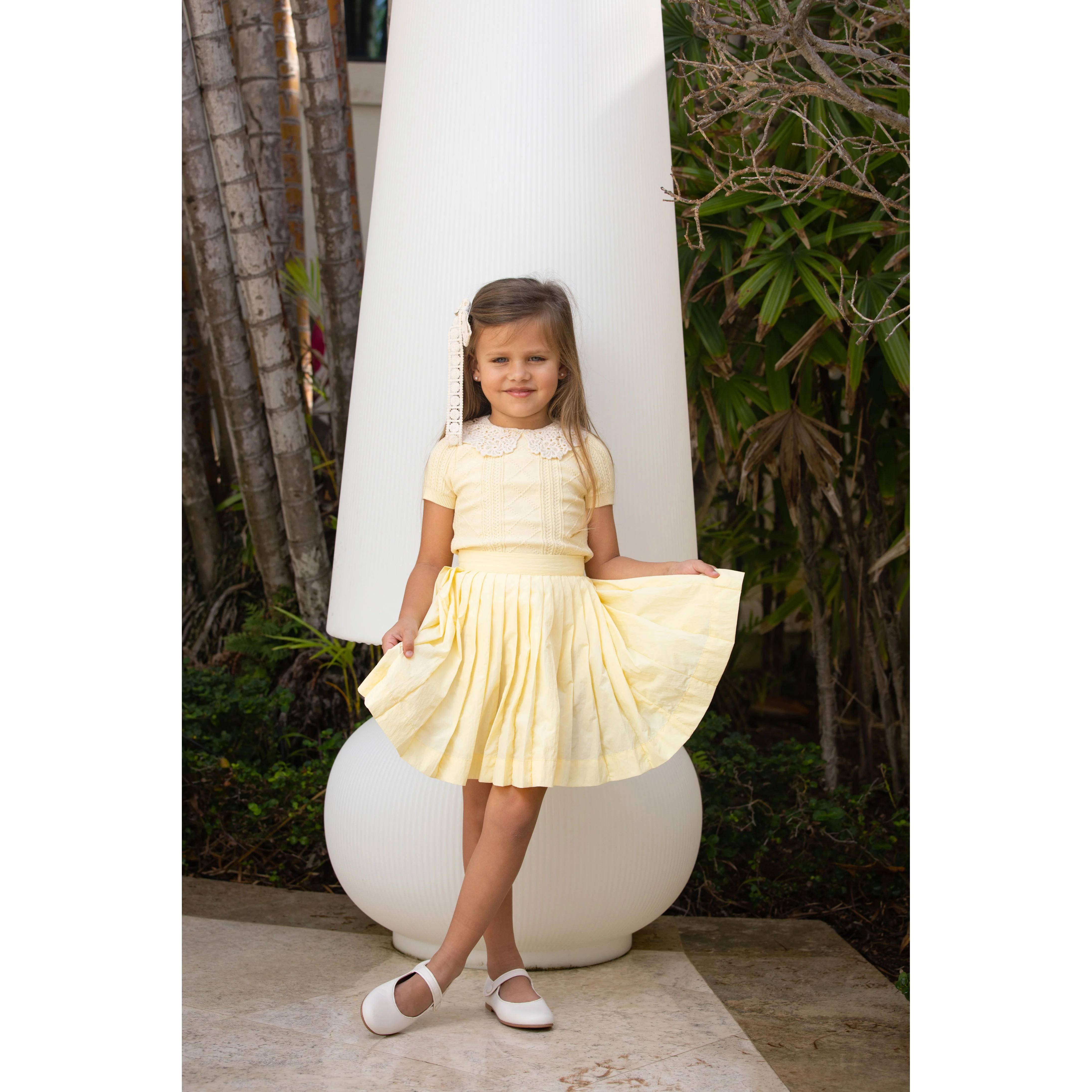 Coco Blanc Pale Yellow Crochet Collar Sweater - Image 3