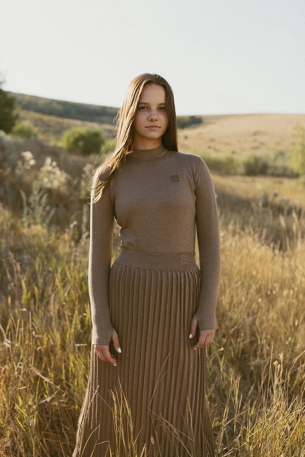 ELEMENTS Gold Metallic Knit Turtleneck - Image 2