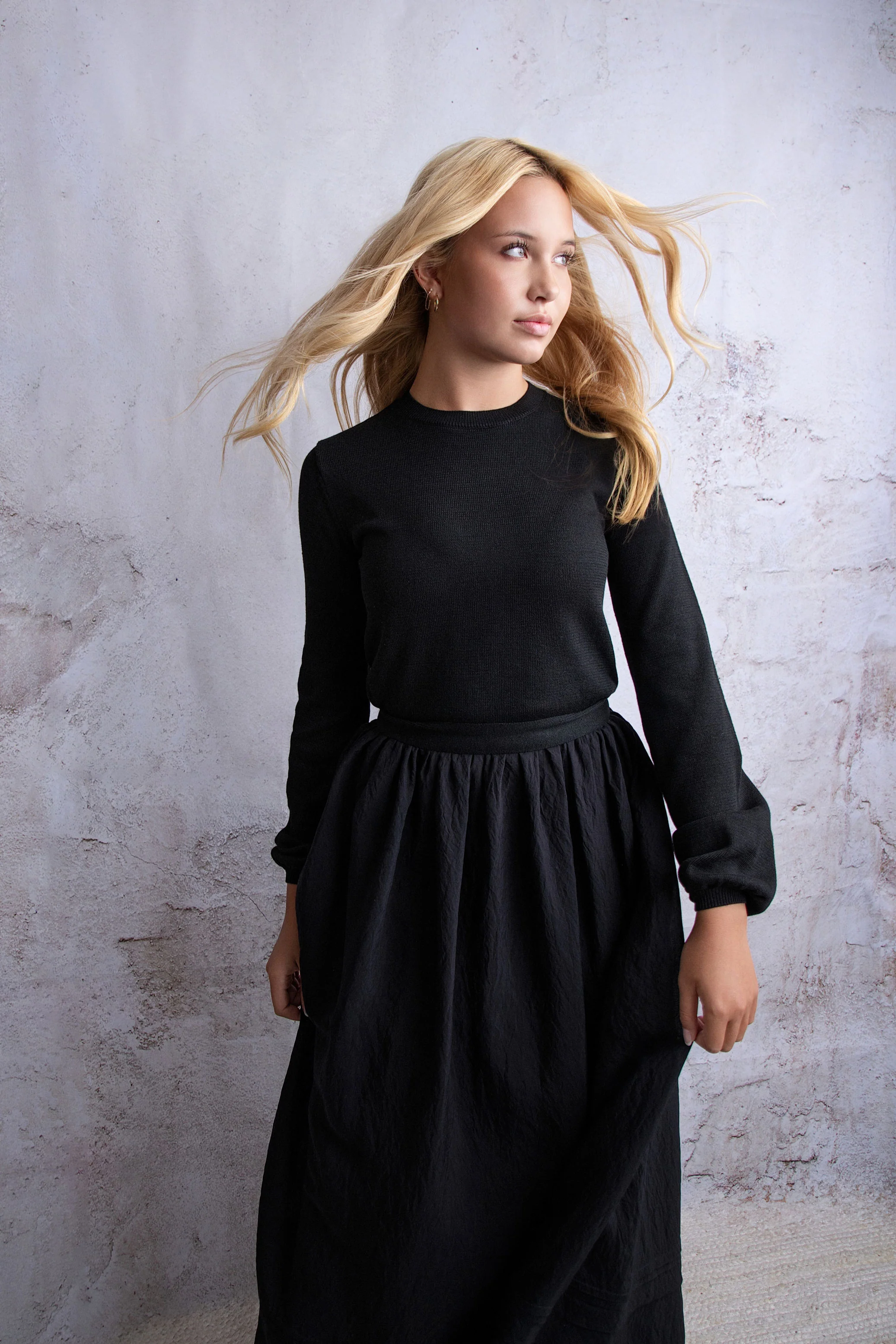 HEV Black Knit Waist Tie Dress - Image 3
