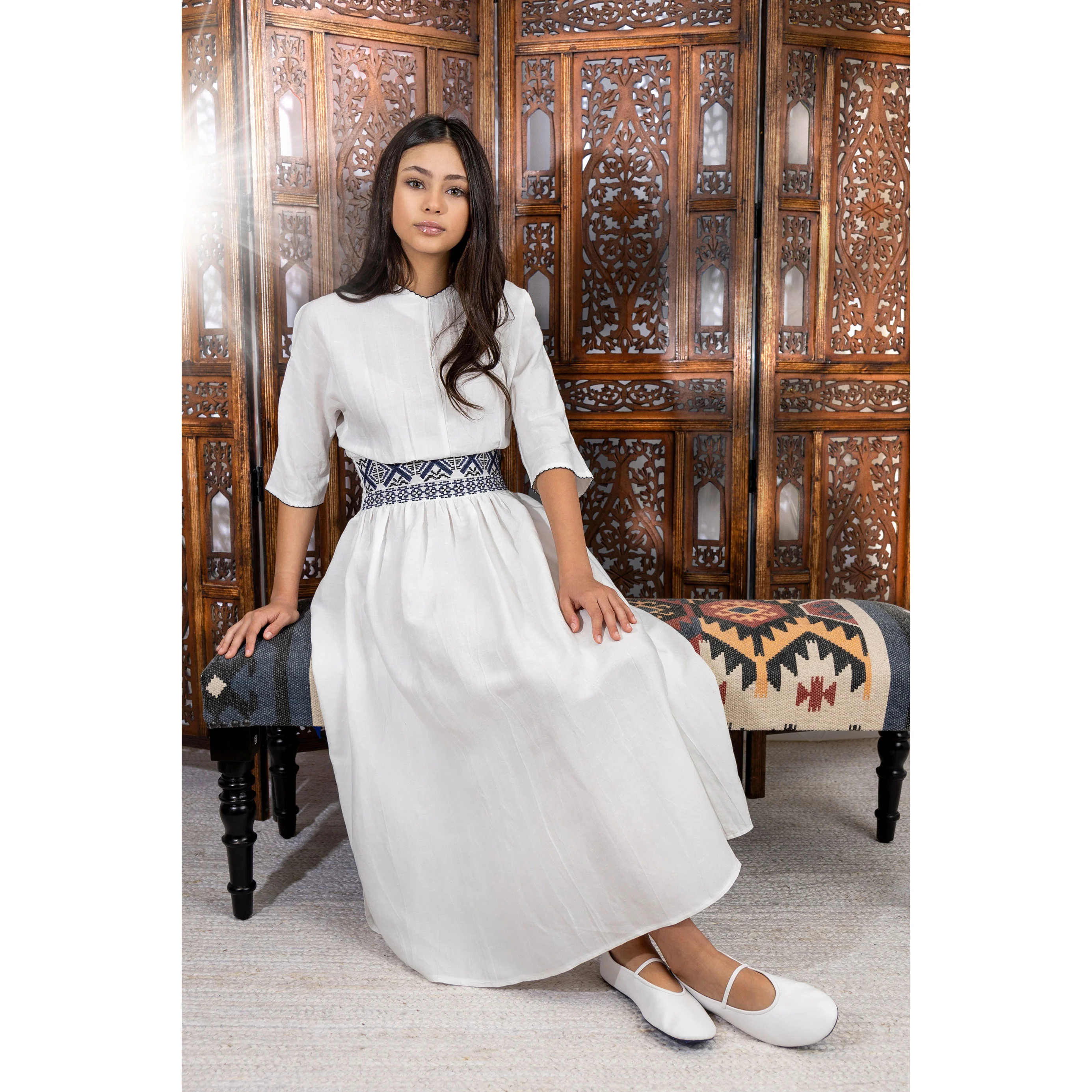 HEV White Embroidered Waist Dress - Image 6