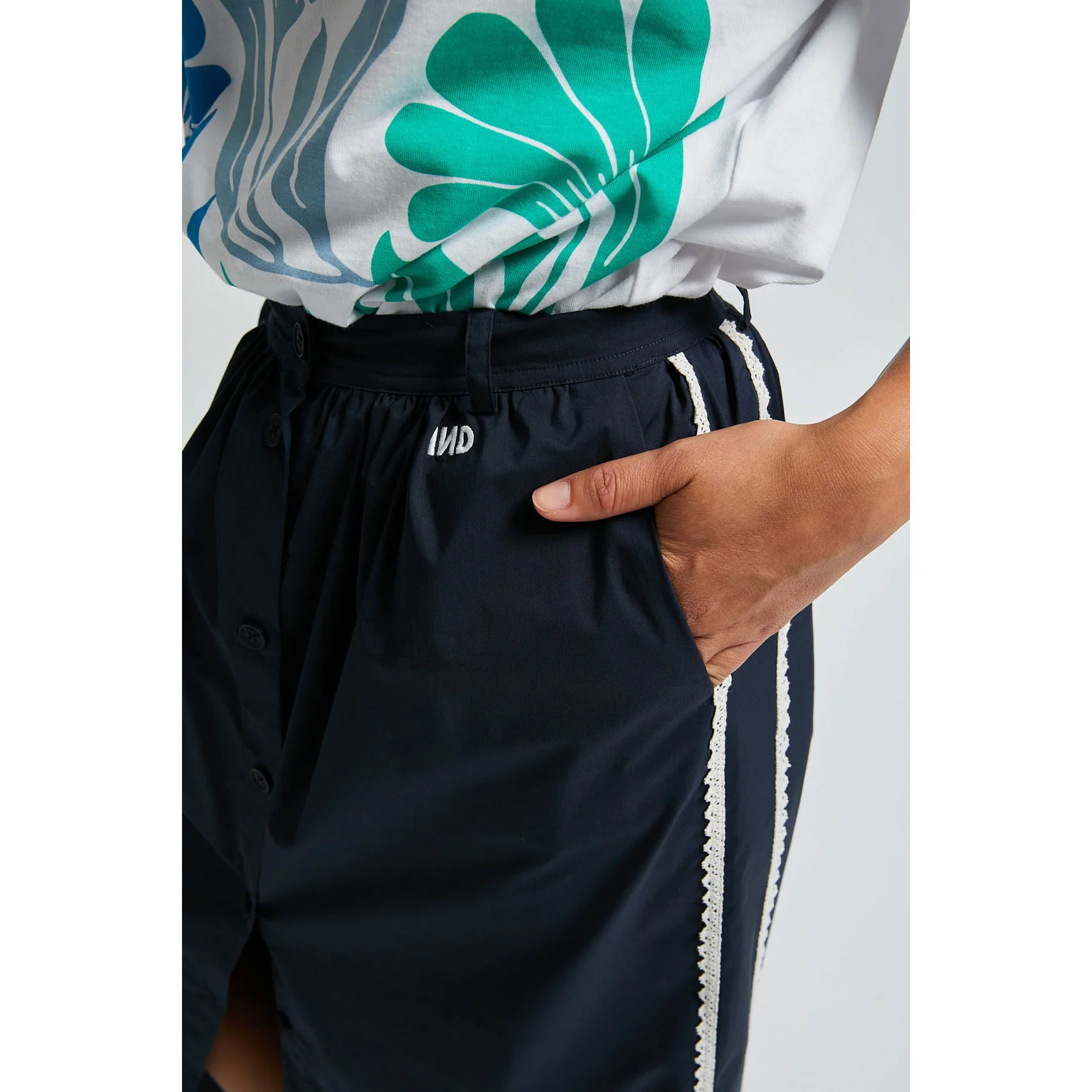 Indee Navy Valduchesse Skirt - Image 4