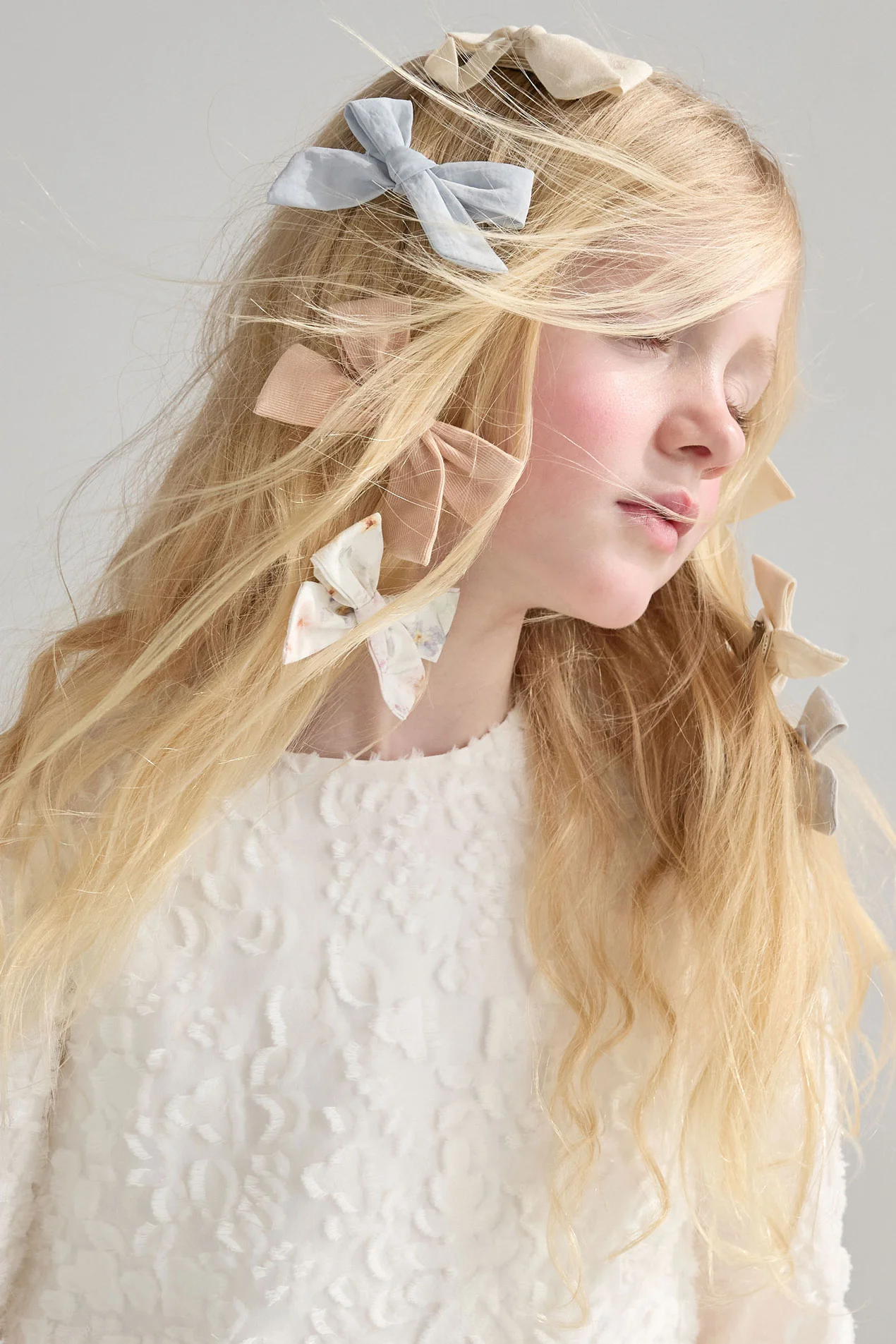 Knot Hairbands  Cream Bloom Bow Set - Image 3