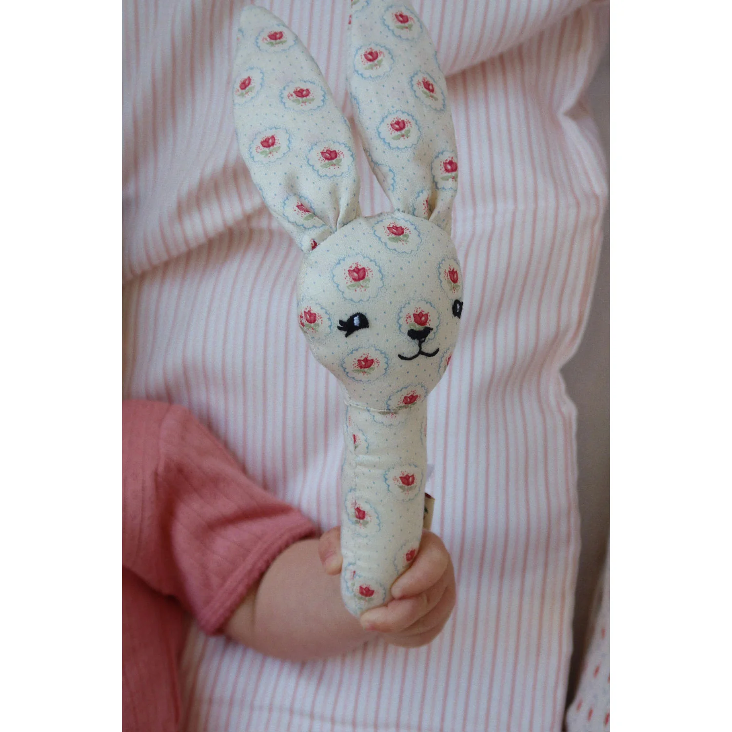 Konges Slojd Mirage Bunny Hand Rattle - Image 2