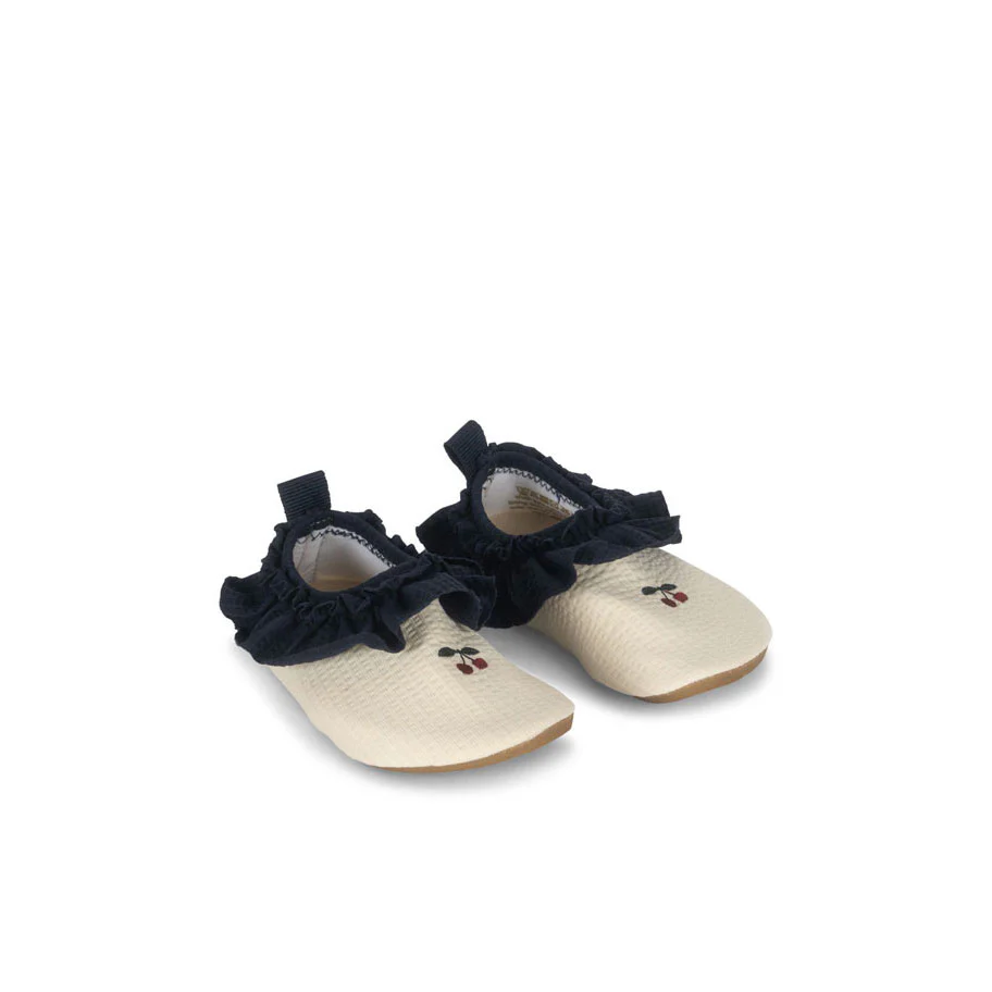 Konges Slojd Seed Pearl Frill Swim Shoes