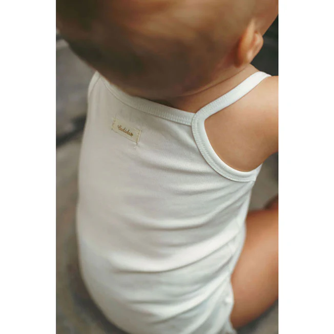 Ladida Layette 3 Pack White Onesies - Image 3