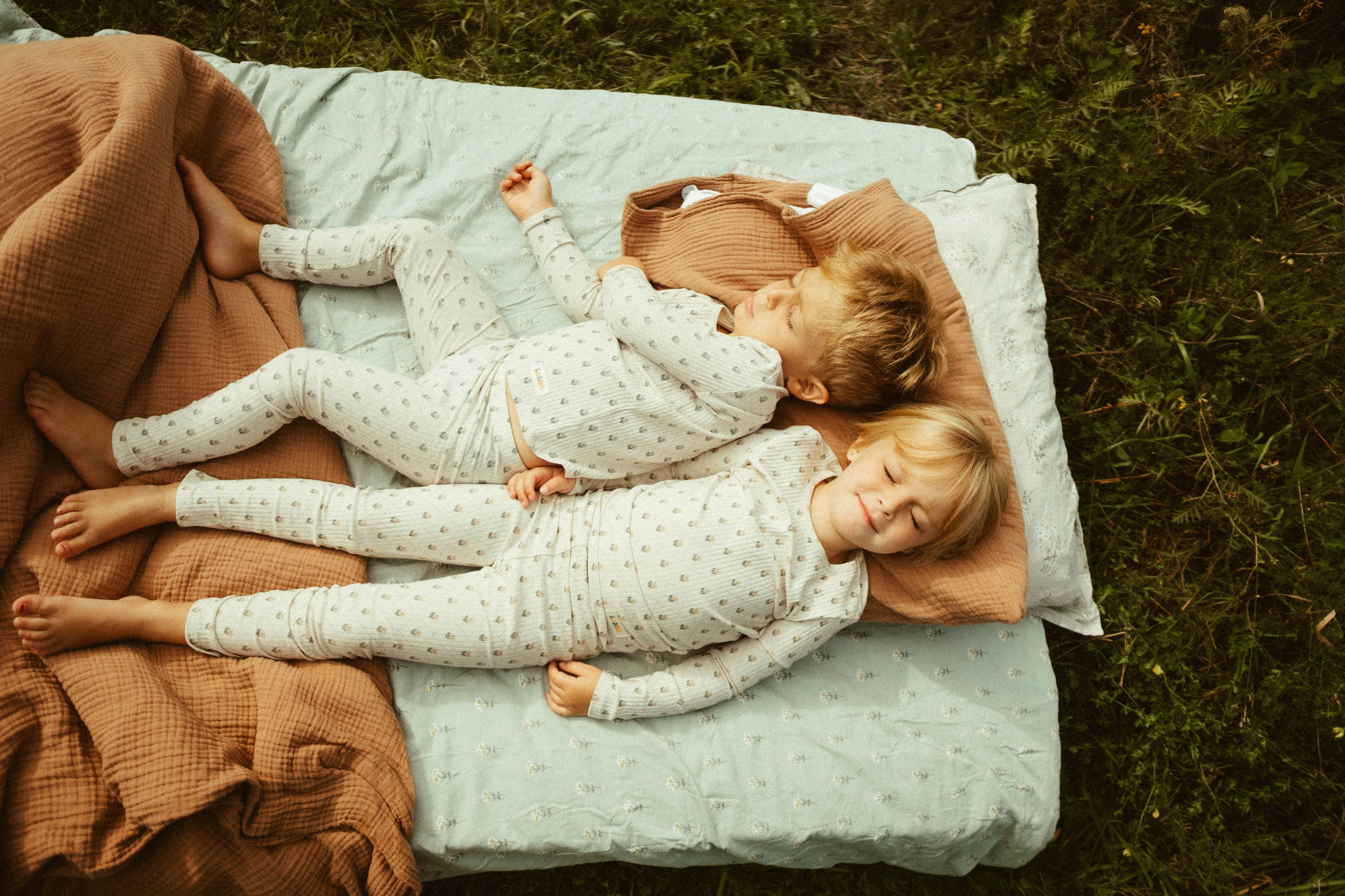 Ladida Layette Blue Grid Pajamas - Image 3