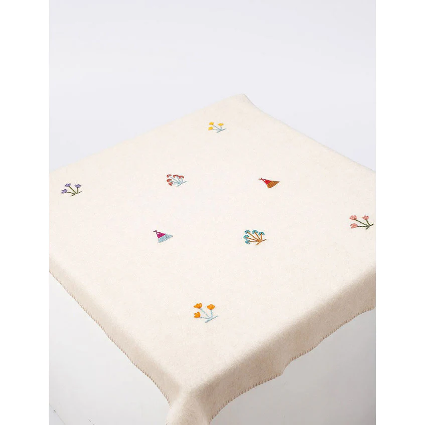 Lagomoro Ivory Embroidered Blanket - Image 3