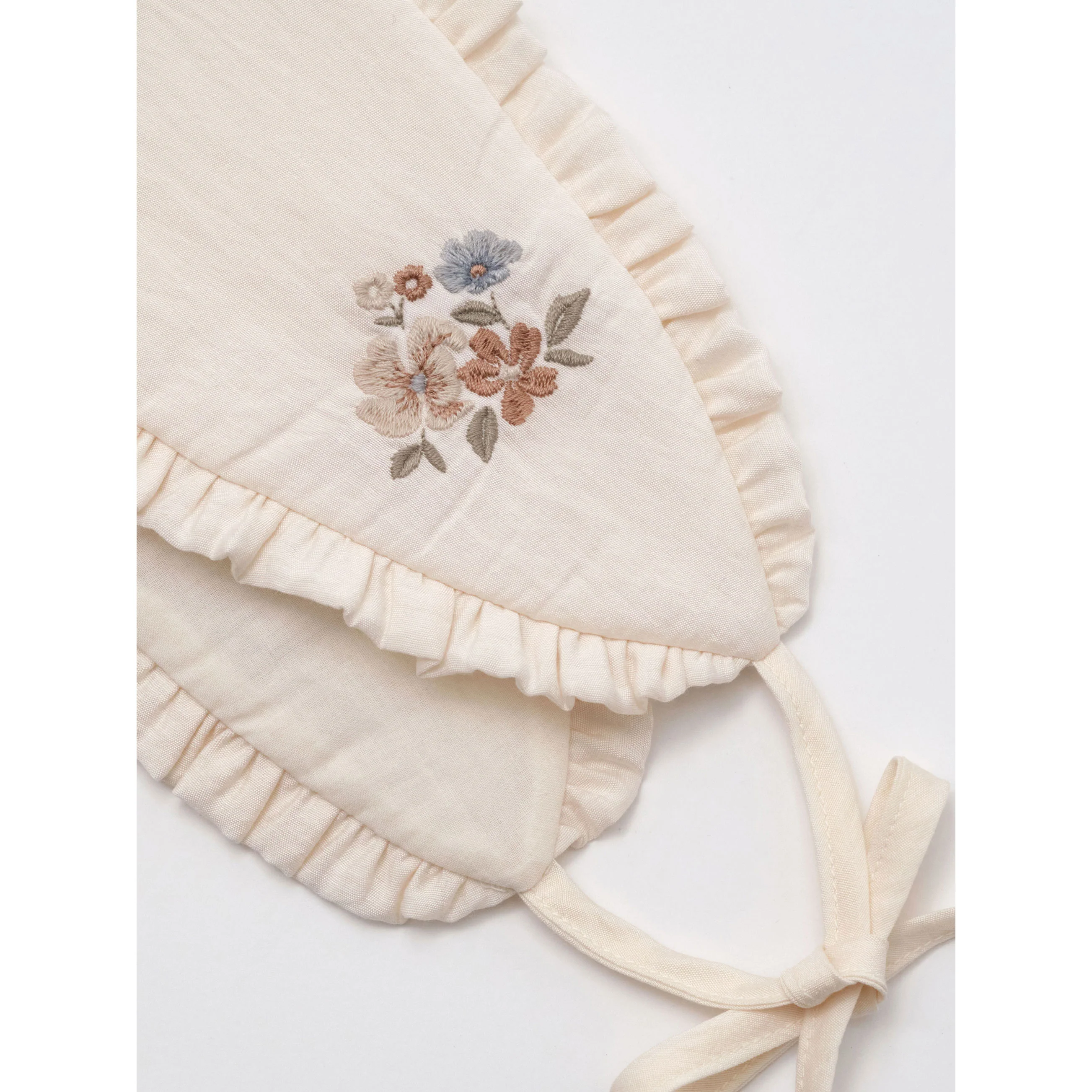 Louisiella Deborah Earmuffs - Image 4