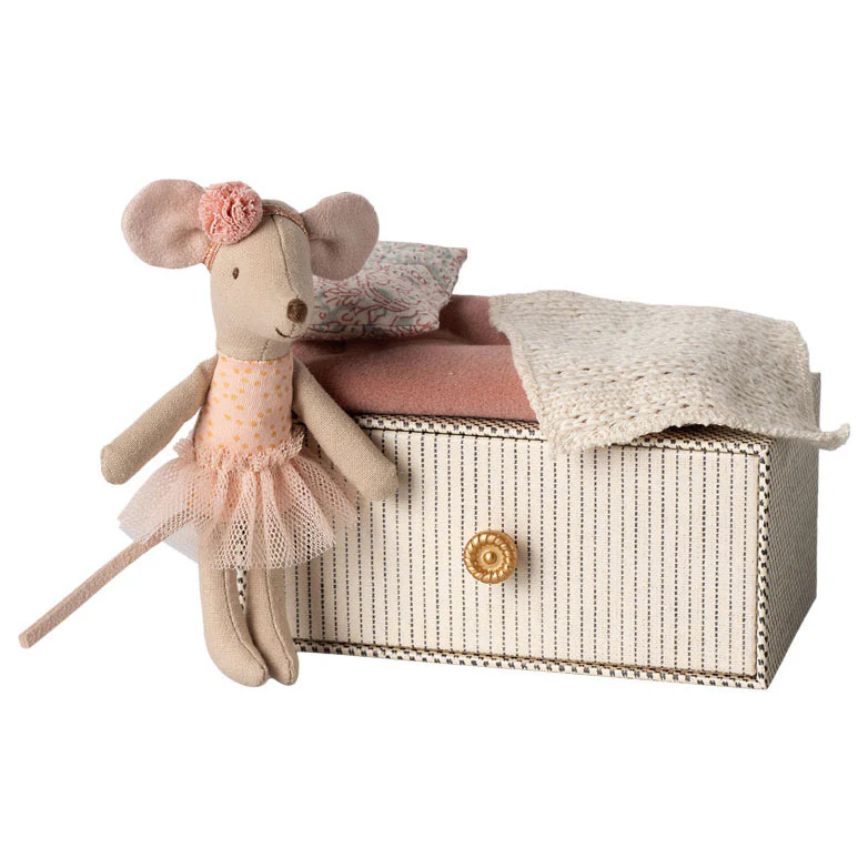 Maileg Dance Mouse In Daybed, Little Sister - Image 2