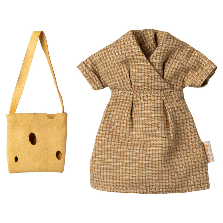 Maileg Mum Mouse - Light Brown - Image 2