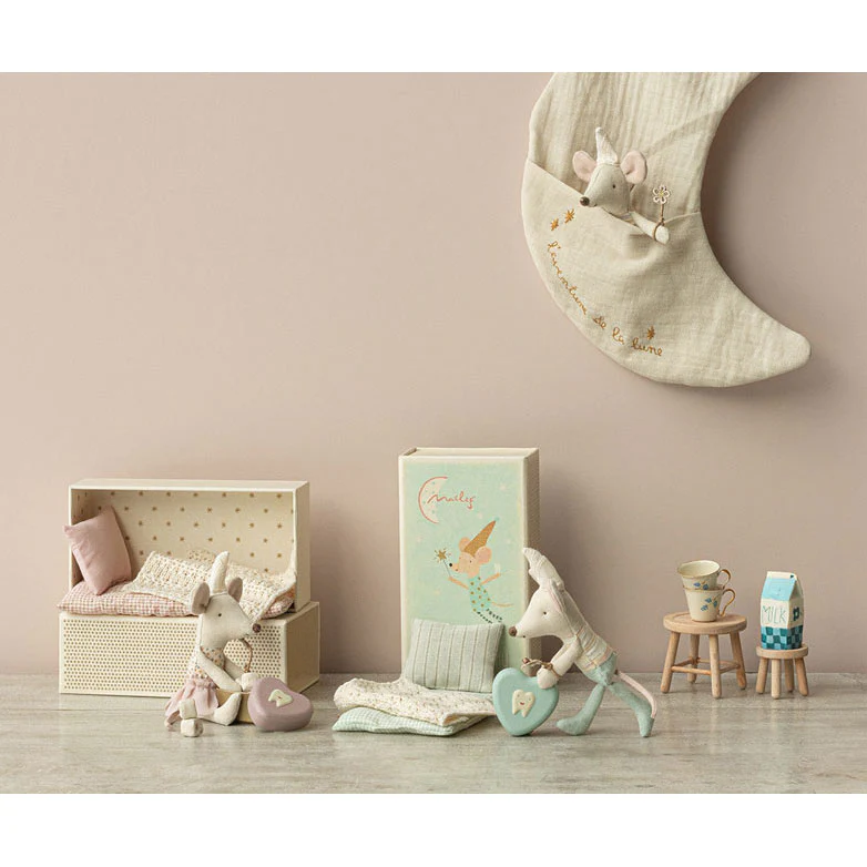 Maileg Tooth Fairy Mouse, Little Sister In Matchbox - Image 3