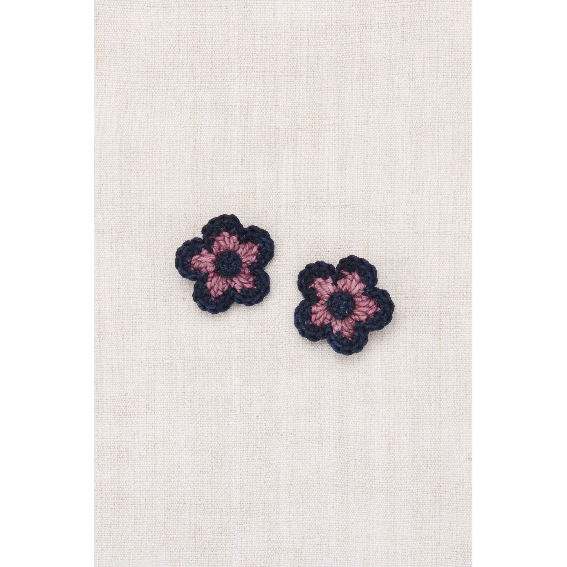 Misha and Puff Antique Rose Medium Flower Clip Set