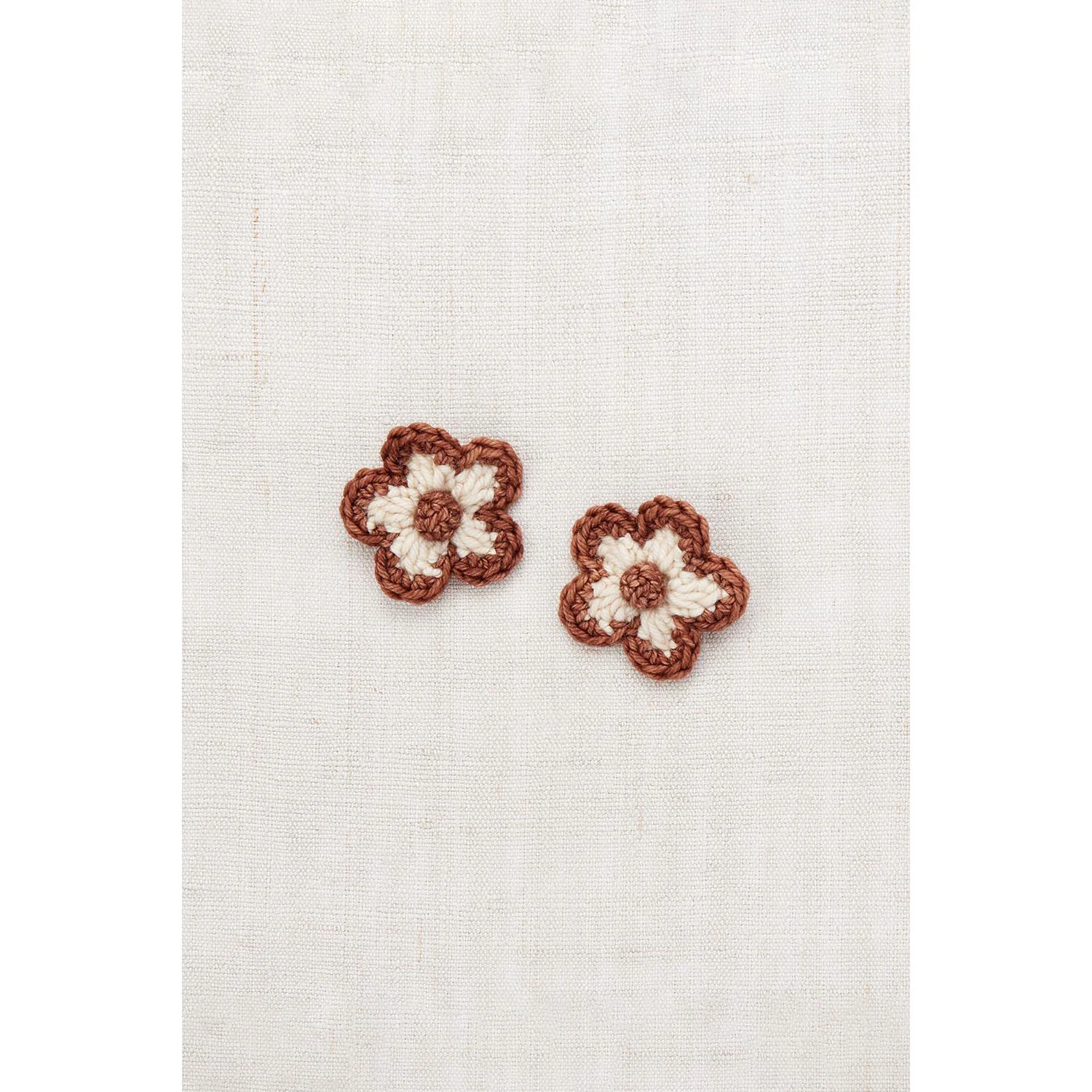 Misha and Puff Chestnut Medium Flower Clip Set