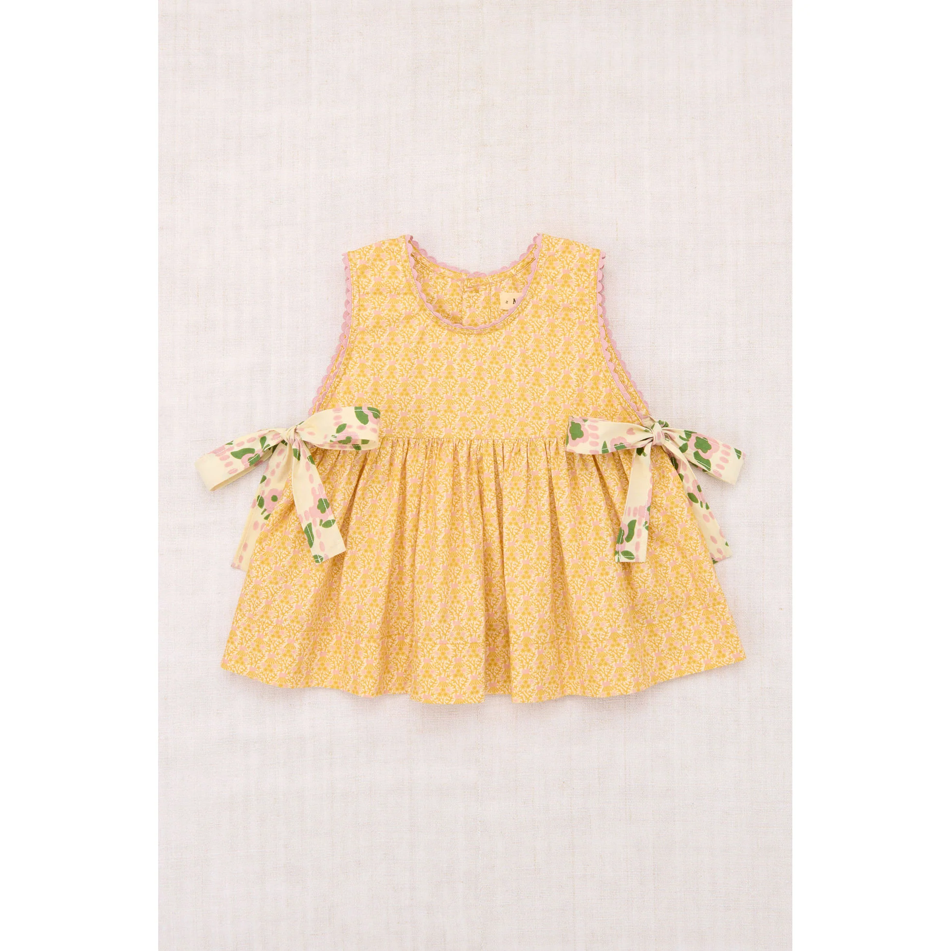 Misha and Puff Golden Orche Radish Root Lottie Top