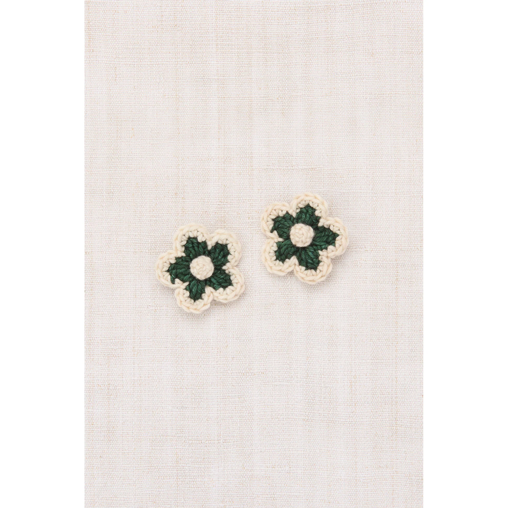 Misha and Puff  Laurel Medium Flower Clip Set