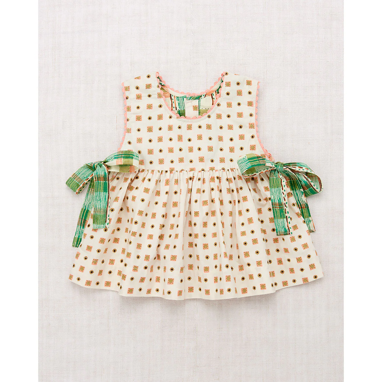 Misha and Puff Marzipan Puff Star Lottie Top