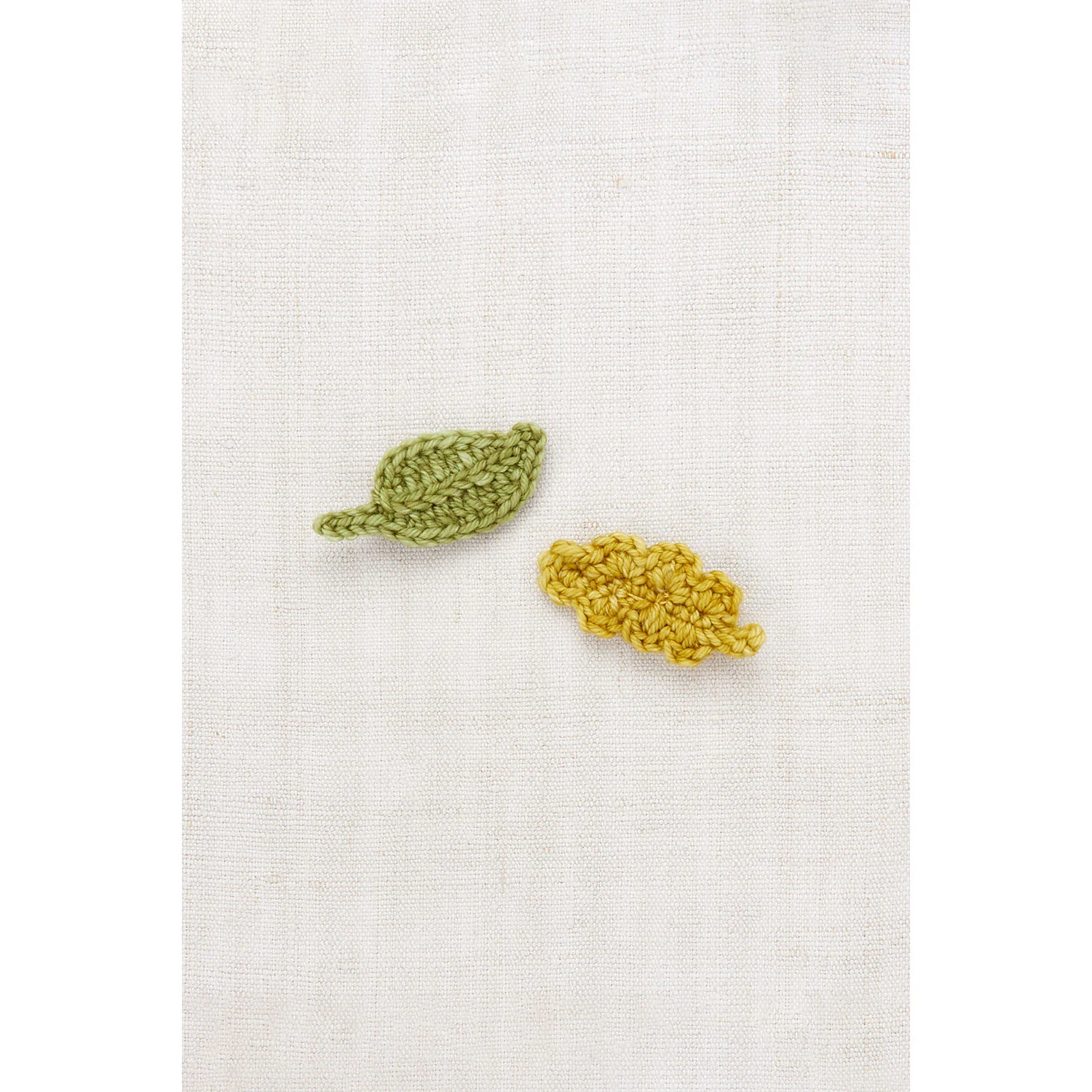 Misha and Puff Sprig Leaf Clip Set