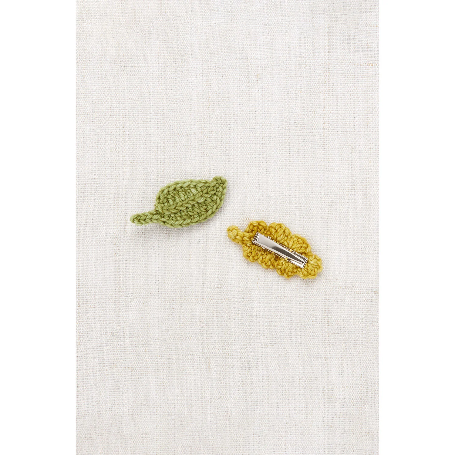Misha and Puff Sprig Leaf Clip Set - Image 2