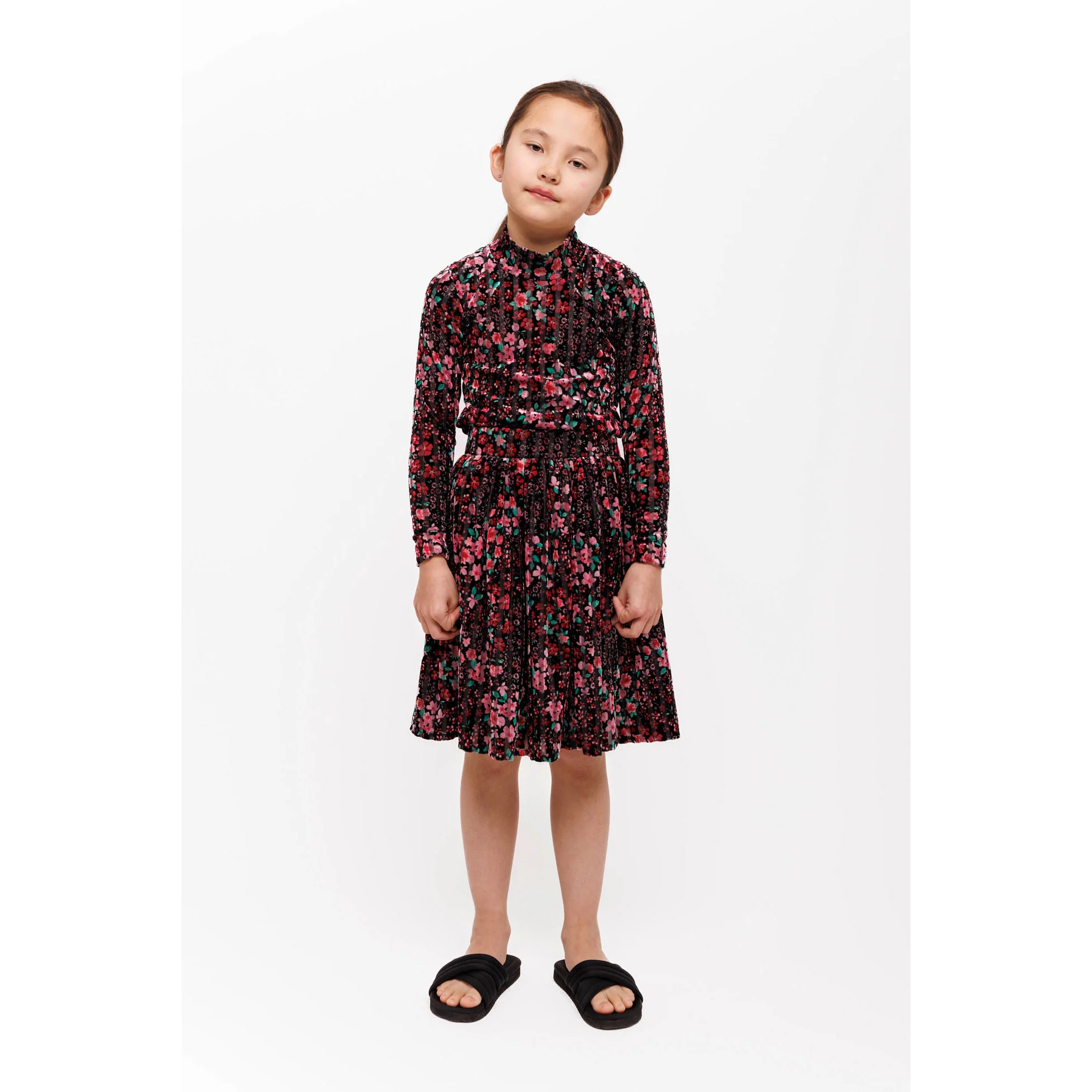 Olivia Rohde Black/Pink Floral Velvet Turtleneck - Image 2