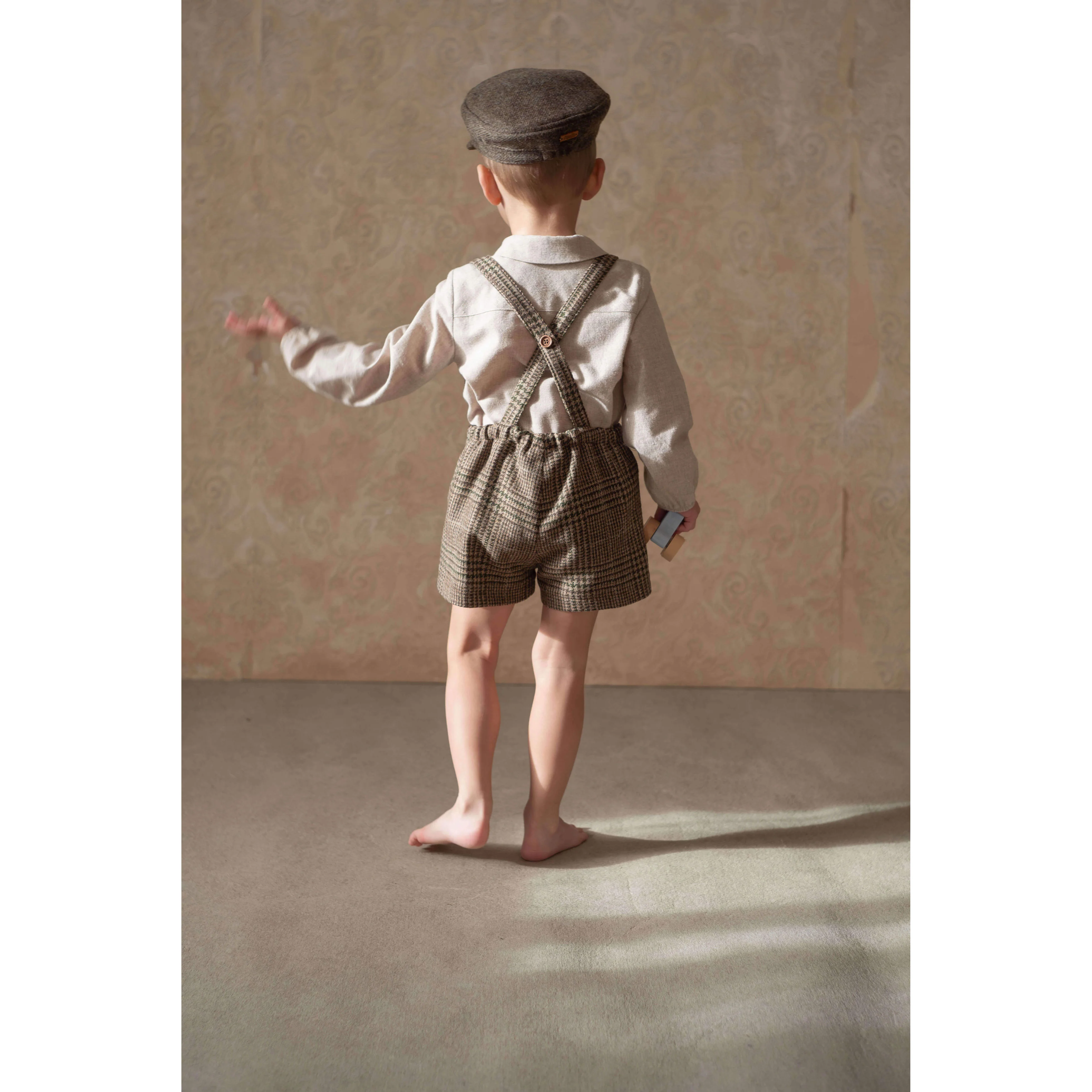 Popelin Brown Plaid Wool Suspender Shorts - Image 4