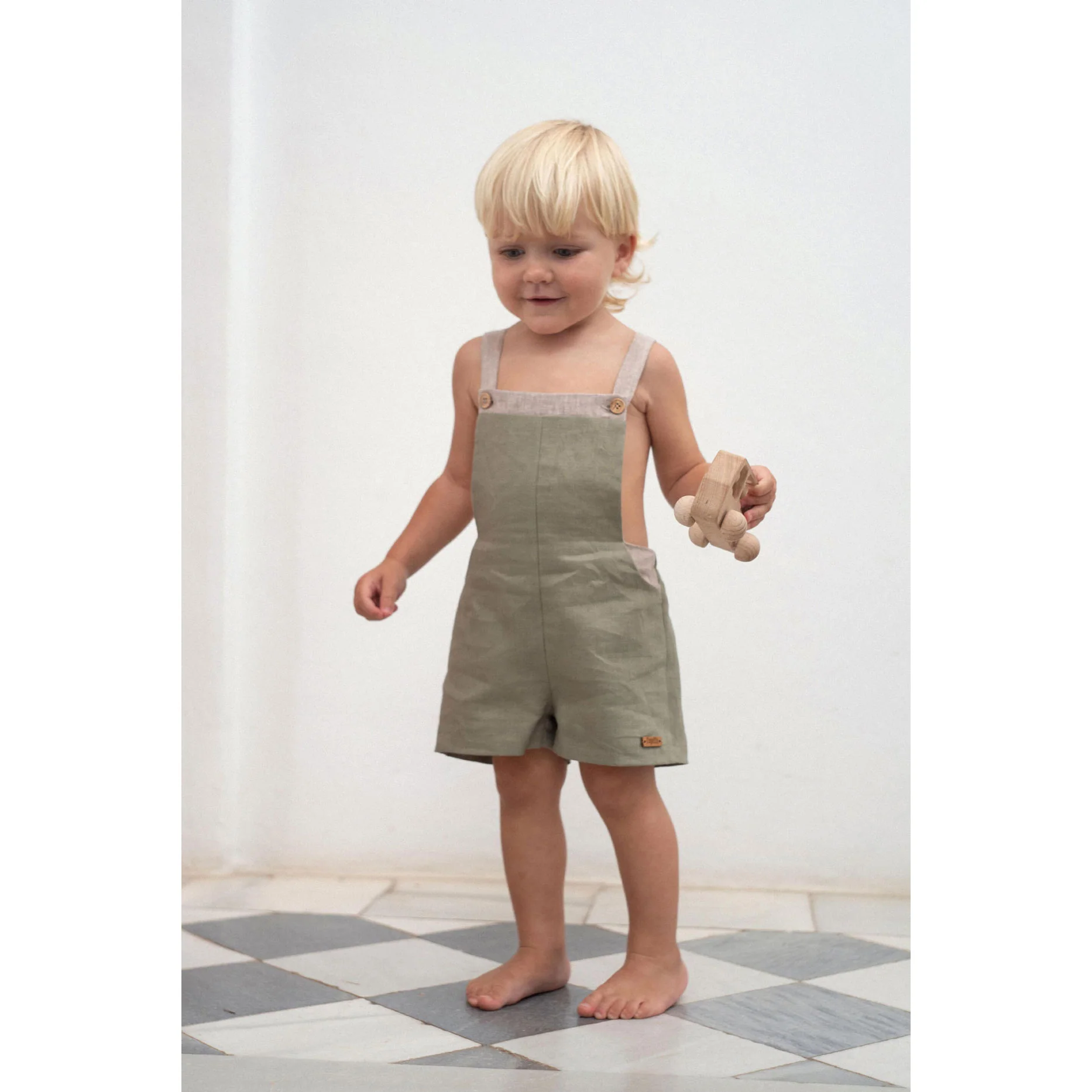 Popelin Green Linen Contrasting Dungarees - Image 2