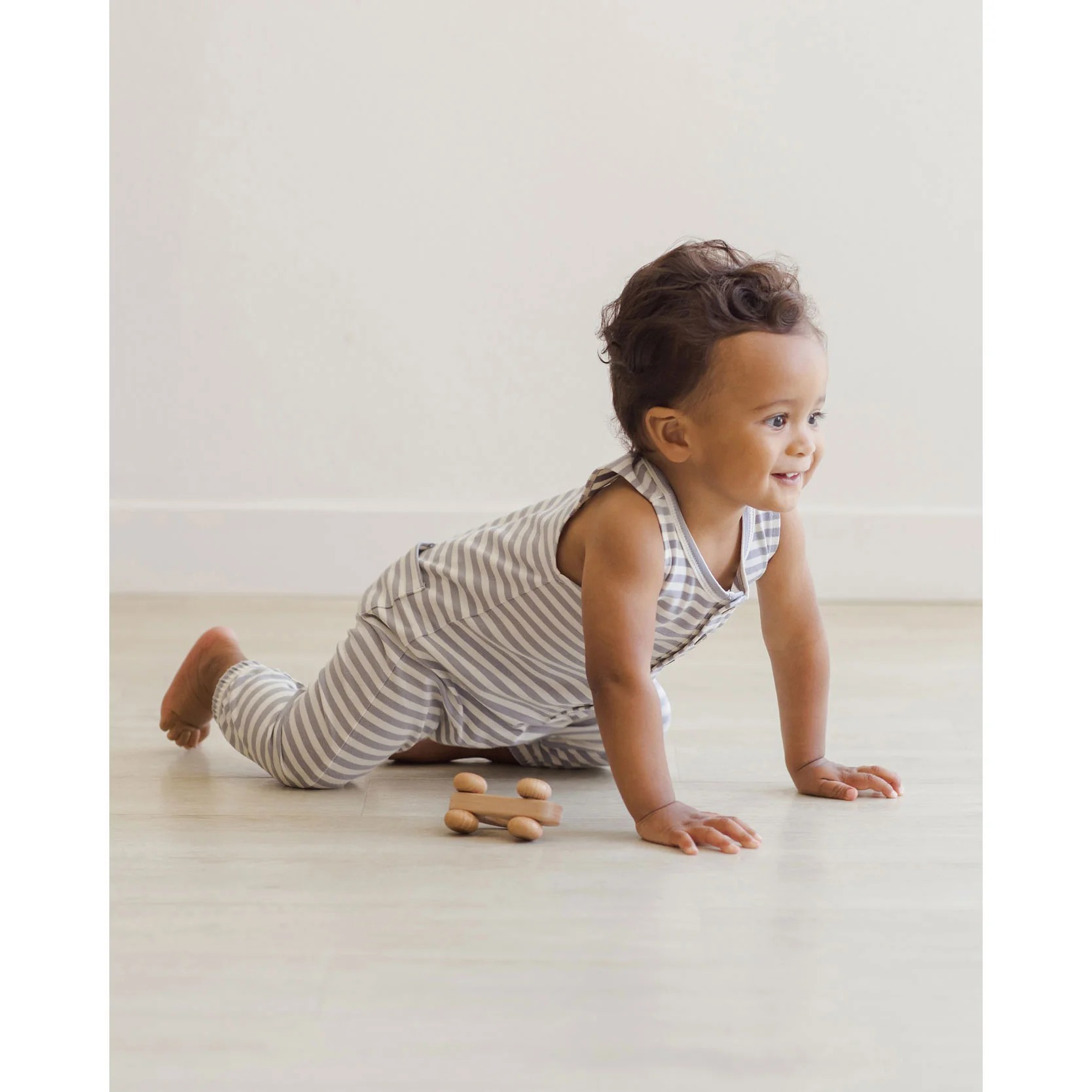 Quincy Mae Blue Stripe Sleeveless Jumpsuit - Image 3