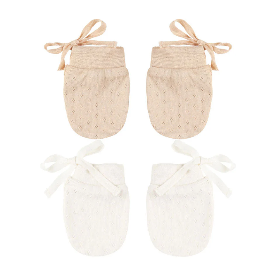 Quincy Mae Ivory, Shell No Scratch Mittens
