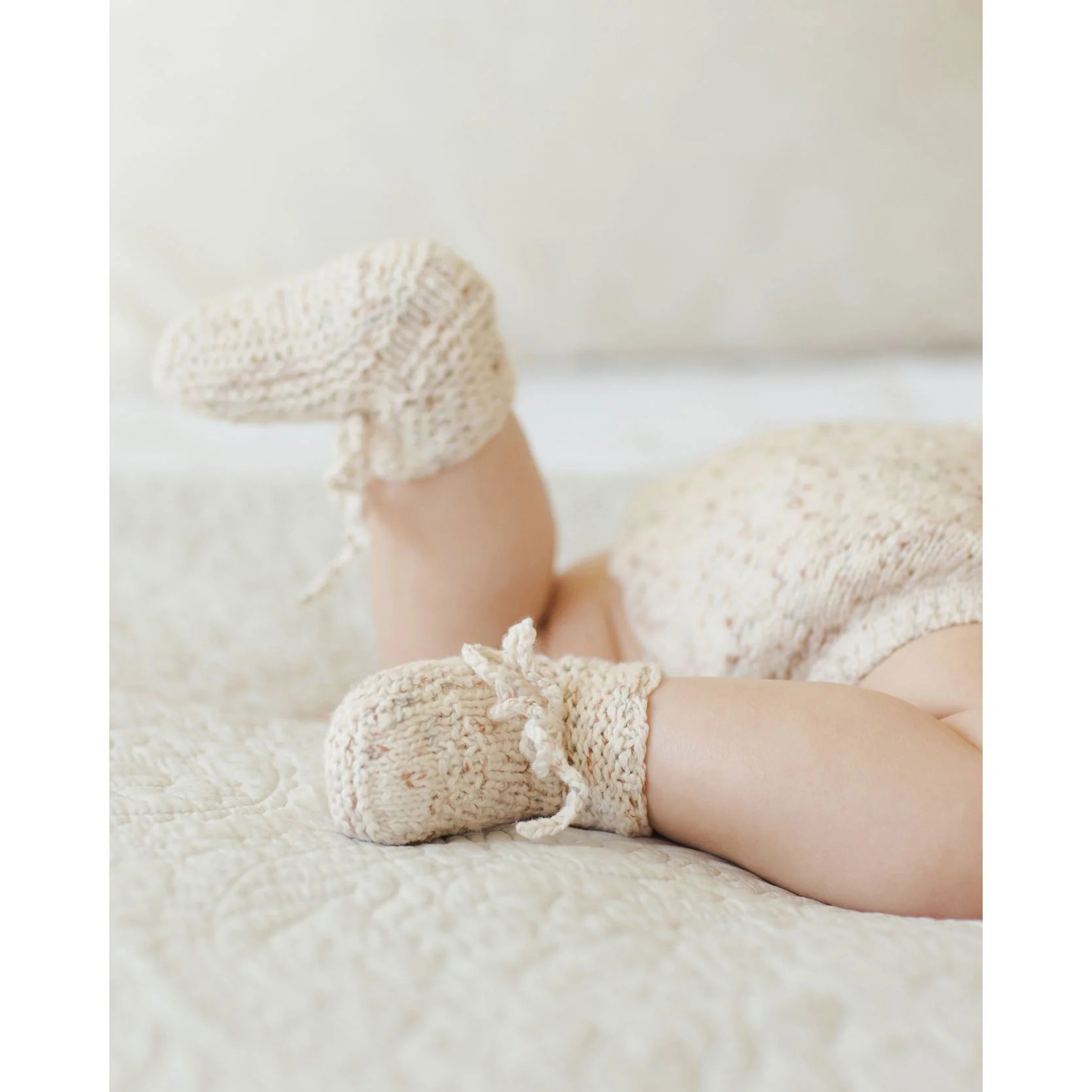 Quincy Mae Natural Speckle Bubble Knit Bloomer - Image 5