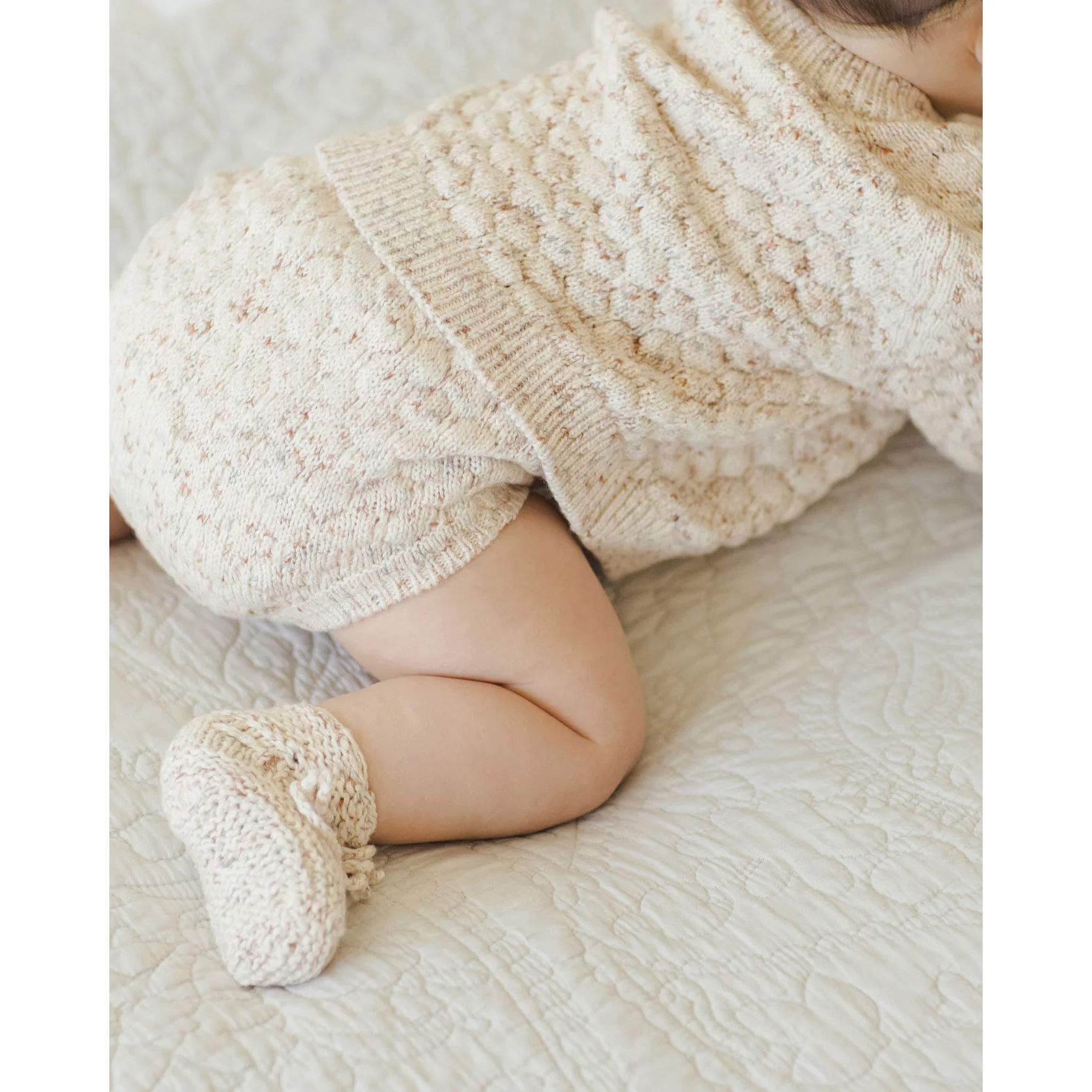 Quincy Mae Natural Speckle Bubble Knit Cardigan - Image 4