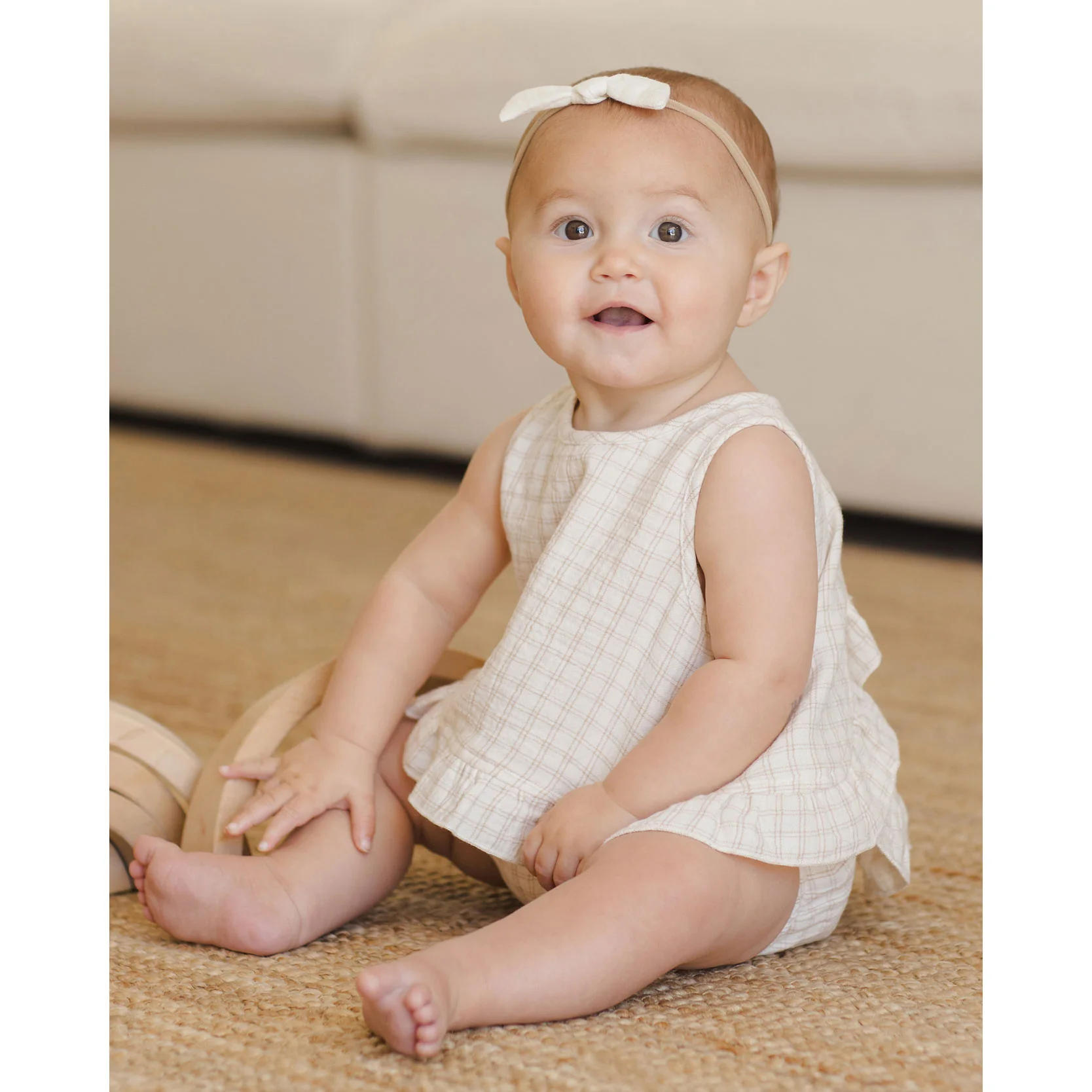 Quincy Mae Oat Check Ruffled Tulip Top + Bloomer Set - Image 2