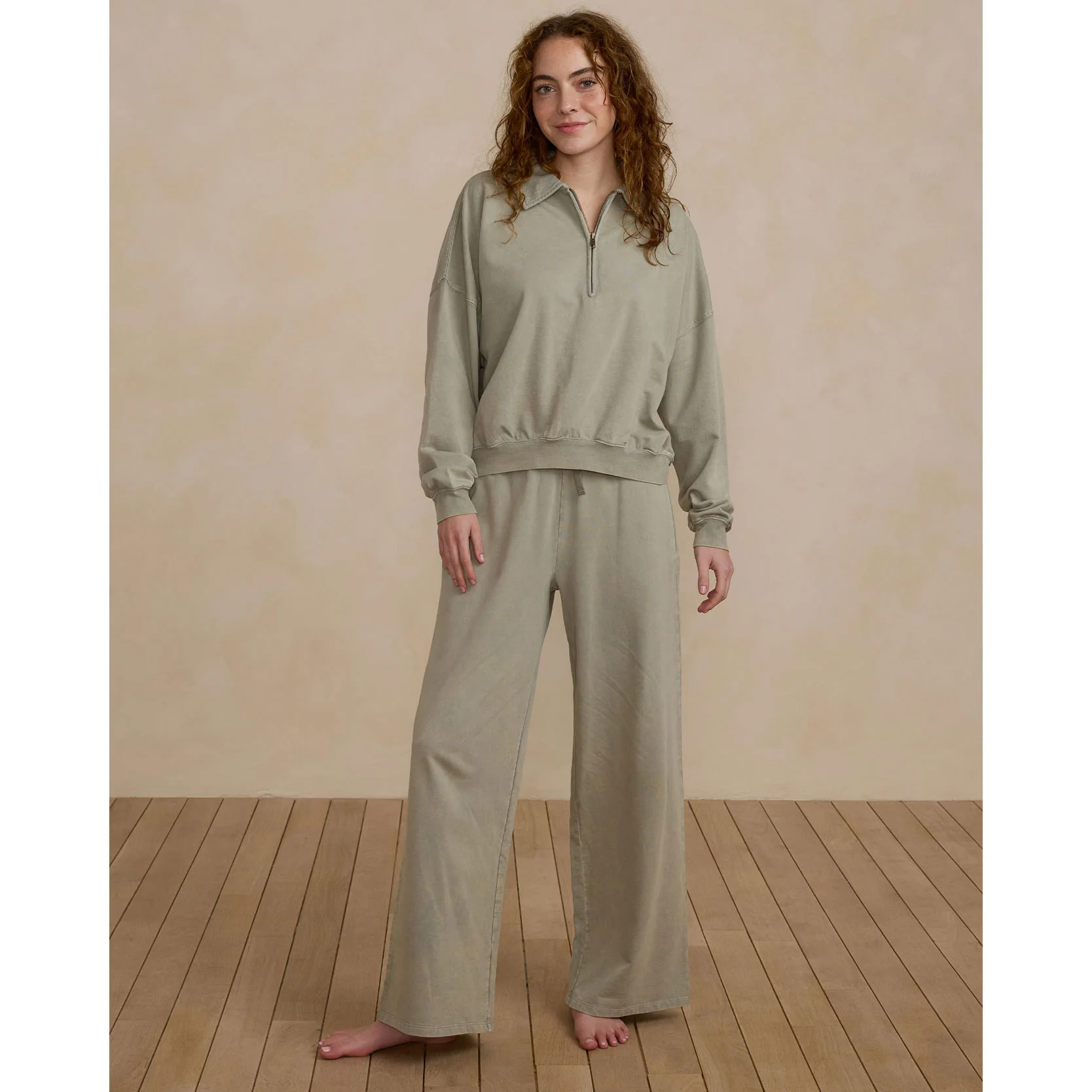 Rylee and Cru Laurel Quarter Zip Women Pullover