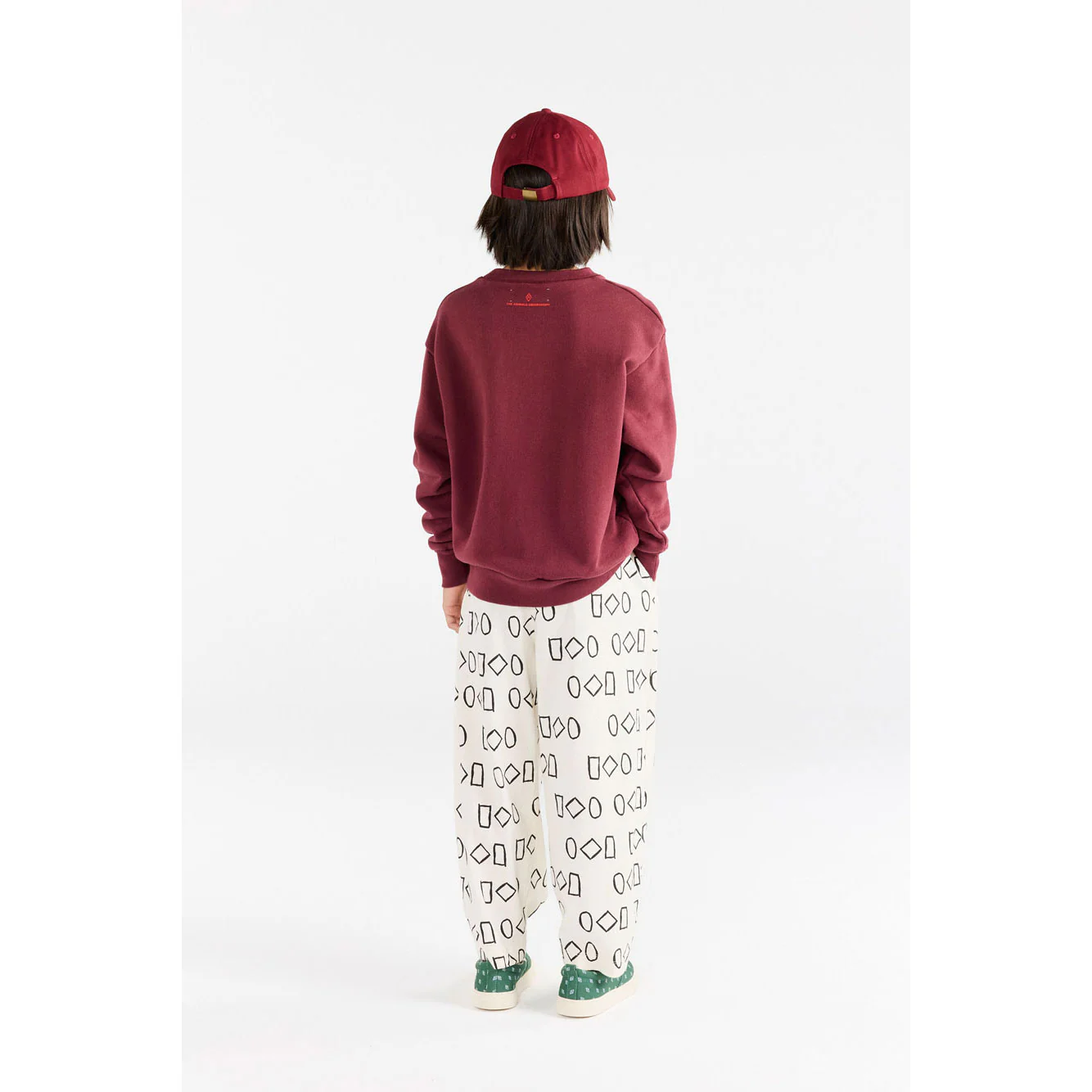 The Animals Observatory Burgundy Bear  Sweatshirt - Image 4