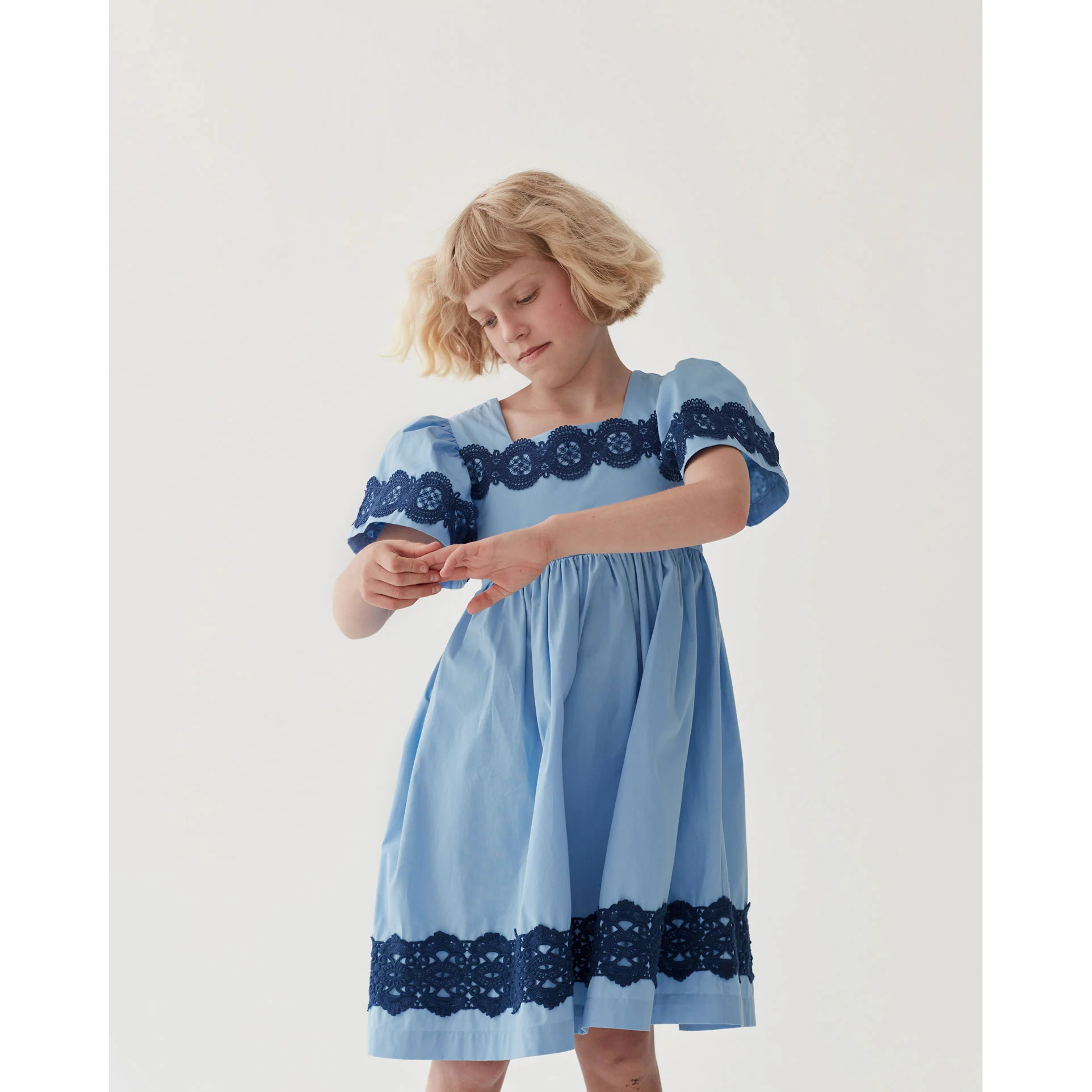 The Middle Daughter Sky Think The World Of Dress - Image 3