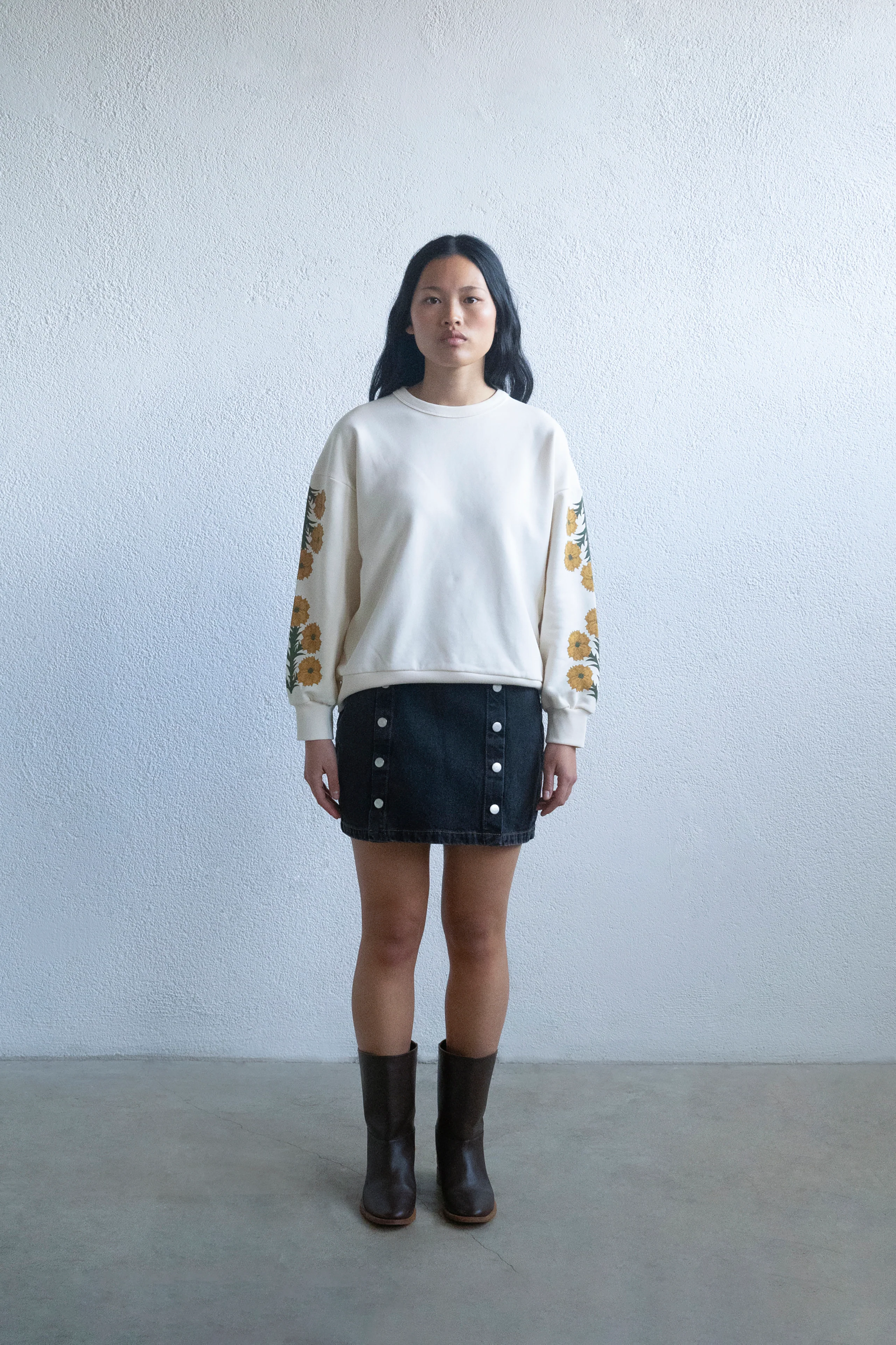 Tiny Cottons Light Cream Aster Womens Sweatshirt - Image 2